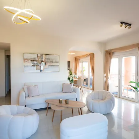 Vdg Luxury Seafront Апартаменты